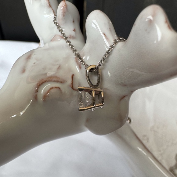 14KWG Nexus Diamond Pendant - Picture 4 of 9